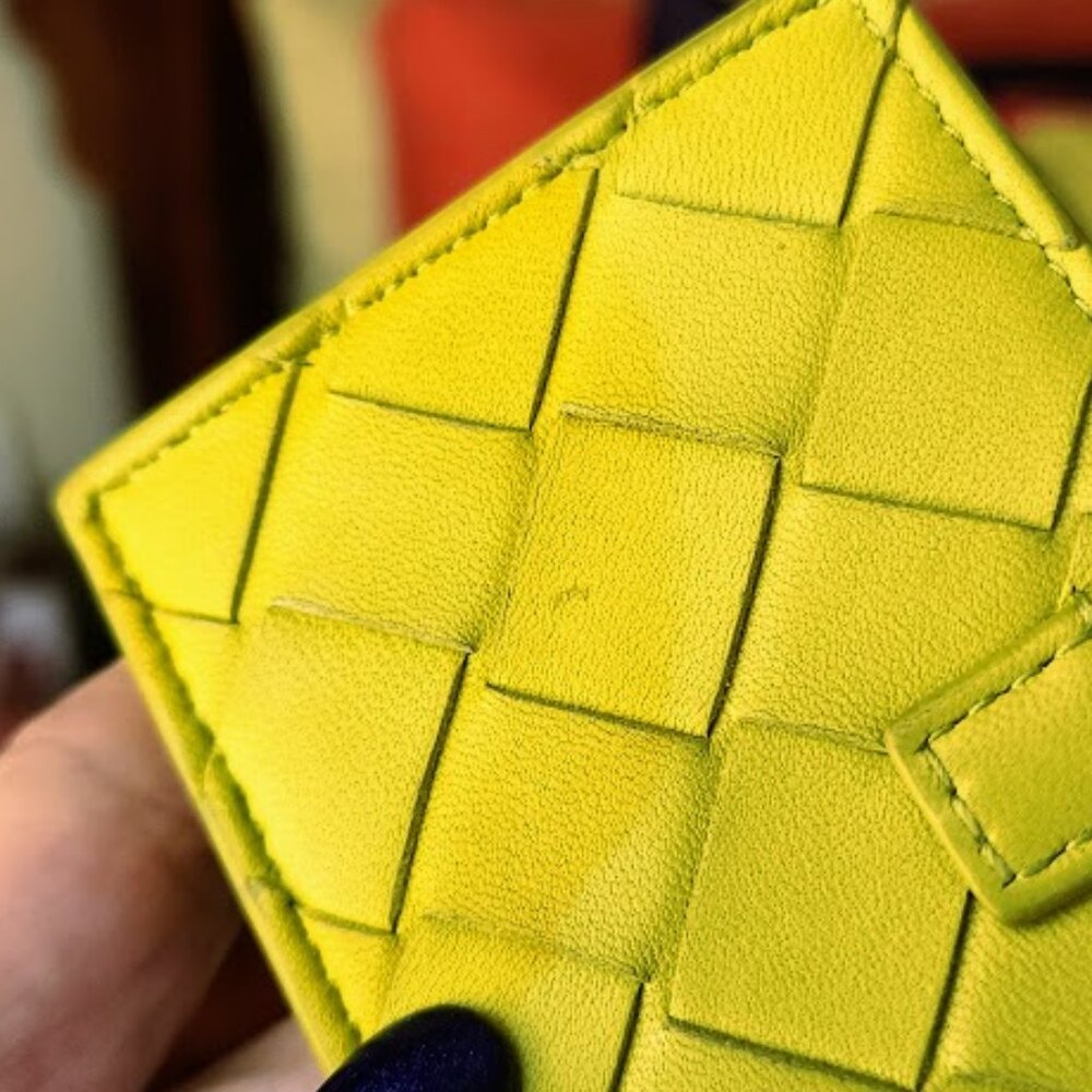 Bottega Veneta Kiwi Intrecciato Concertina Card Holder - Picture 9 of 9